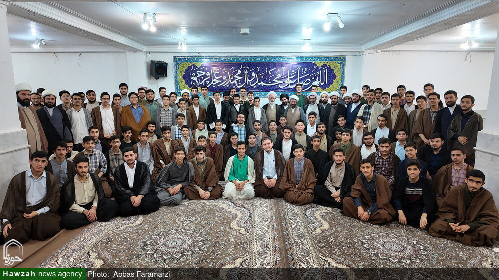 İlim Havzaları Bin Yılı Aşkın Kesintisiz Bir Tarihî Geçmişe Sahiptir / Kum’da 700 Ders-i Haric Düzenleniyor