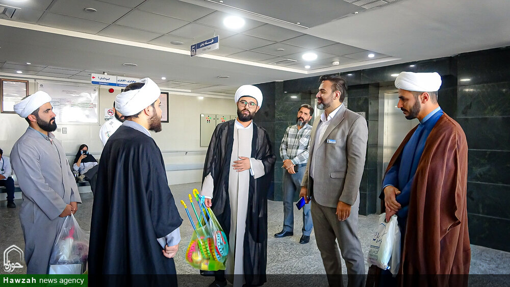 فیلم| حضور طلبه‌های همدانی در کنار کودکان بیمار به مناسبت روز جهانی کودک