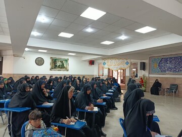 برگزاری جلسه اخلاق کاربردی در مدرسه علمیه الزهرا(س) ارومیه+ تصاویر