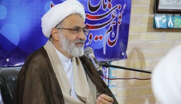 حضور در درس خارج، جهادی برای حفظ حوزه و تمدن اسلامی