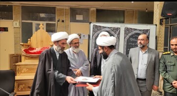 حجت‌الاسلام آب‌گشا، مدیر جدید مدرسه علمیه امام صادق تفرش شد+ عکس