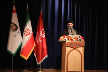 در دفاع مقدس ۱۲روزه ۳۰۰ مبلغ تصویر مقاومت را جهانی کردند / ضرورت فعالیت قرارگاهی در فضای مجازی