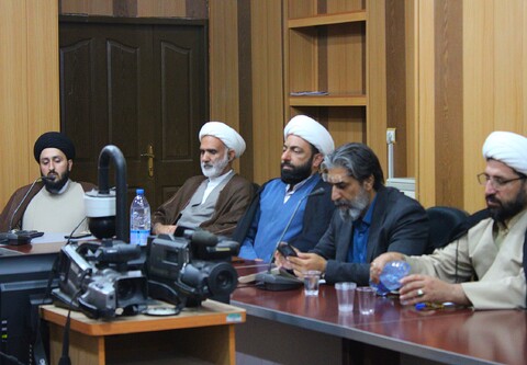 تصاویر/ نشست "تبیین نگاه بین الملل حوزه های علمیه" با حضور معاون بین‌الملل حوزه‌های علمیه کشور