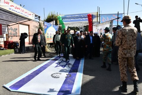 تصاویر/ افتتاح نمایشگاه‌ پایگاه های اسوه سپاه خوی