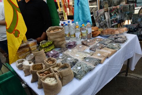 تصاویر/ افتتاح نمایشگاه‌ پایگاه های اسوه سپاه خوی