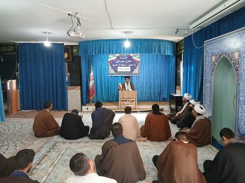 تصاویر/ درس اخلاق طلاب مدرسه علمیه امام خمینی (ره) ماکو