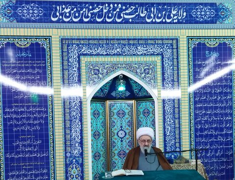 تصاویر/ درس خارج فقه آیت الله سیفی آملی در شهرک اکباتان برگزار شد