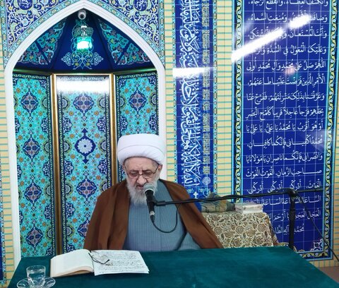 تصاویر/ درس خارج فقه آیت الله سیفی آملی در شهرک اکباتان برگزار شد