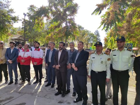 تصاویر/ ادای احترام مسئولین شاهین دژ به مقام شهدای فراجا