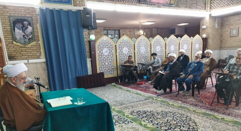 تصاویر/ درس خارج فقه آیت الله سیفی آملی در شهرک اکباتان برگزار شد