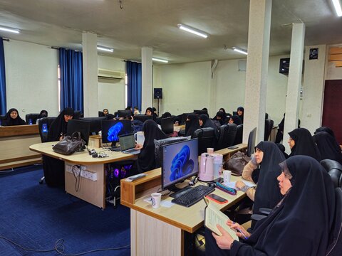 تصاویر/ دوره کاربردهای هوش مصنوعی در تدریس و آموزش