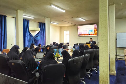 تصاویر/ دوره کاربردهای هوش مصنوعی در تدریس و آموزش