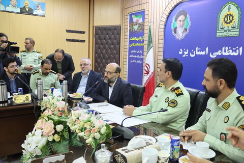 تصاوید/ امضای تفاهم نامه سازمان اسناد ملی کشور با فراجا