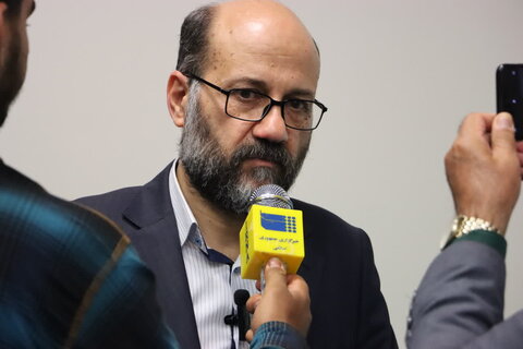 تصاویر/ رونمایی از پوستر مسابقه کتابخوانی در یزد