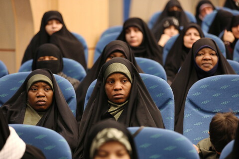 تصاویر/  همایش تجلیل از مبلغان فضای مجازی فعال در دفاع مقدس ۱۲ روزه