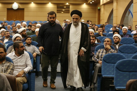 تصاویر/  همایش تجلیل از مبلغان فضای مجازی فعال در دفاع مقدس ۱۲ روزه