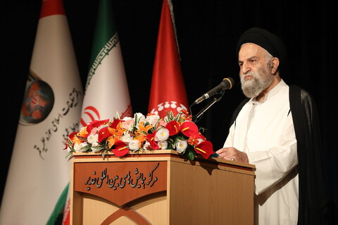 تصاویر/  همایش تجلیل از مبلغان فضای مجازی فعال در دفاع مقدس ۱۲ روزه