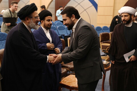 تصاویر/  همایش تجلیل از مبلغان فضای مجازی فعال در دفاع مقدس ۱۲ روزه