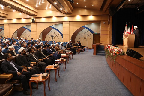 تصاویر/  همایش تجلیل از مبلغان فضای مجازی فعال در دفاع مقدس ۱۲ روزه