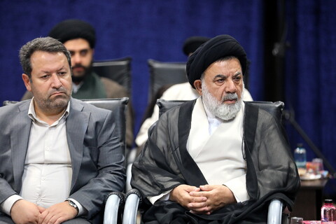 تصاویر/ دیدار نماینده ولی فقیه در بنیاد مسکن با آیت الله اعرافی