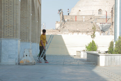 بمناسبت 22 ربیع الثانی: آماده سازی حرم مطهر حضرت موسی مبرقع(ع)