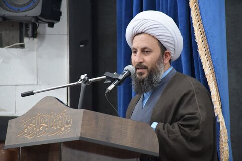 تصاویر/ آیین تجلیل از ۱۵۰ حافظ خردسال دارالقرآن بسیج سپاه خوی