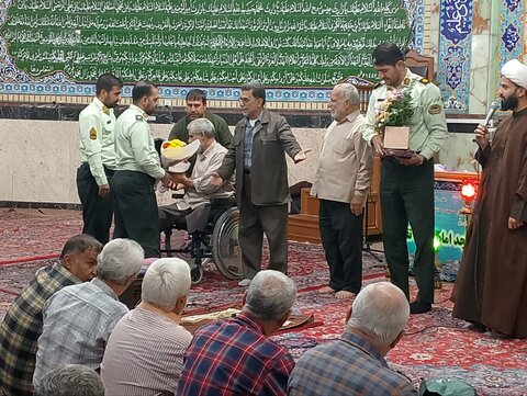 تصاویر/ گرامیداشت هفته نیروی انتظامی در مسجد امام محمدتقی(ع)