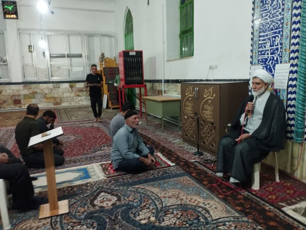 بررسی وضعیت تبلیغی شهرستان زرند توسط معاون تبلیغ حوزه‌علمیه کرمان+تصاویر