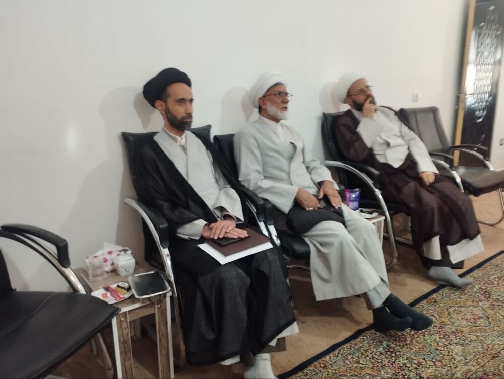حضور معاون تبلیغ کرمان در دفتر امام جمعه زرند