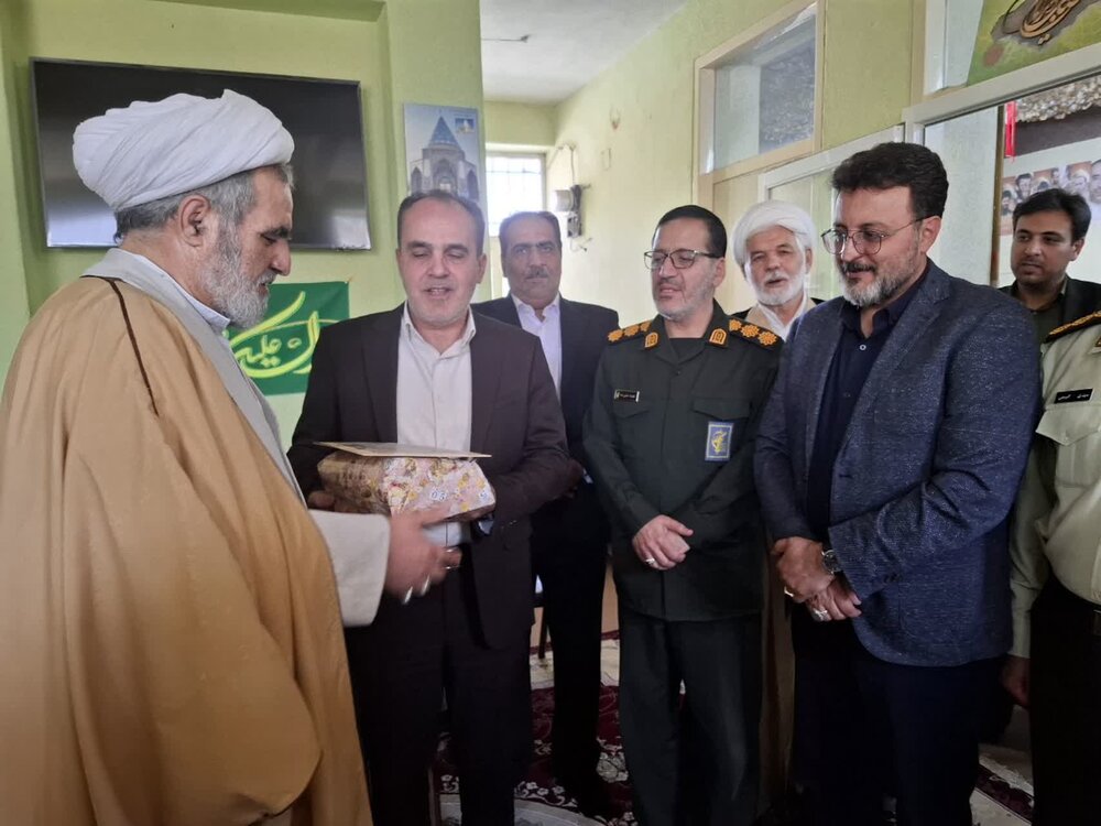 مسئولان قدردان همسران خود باشند+عکس