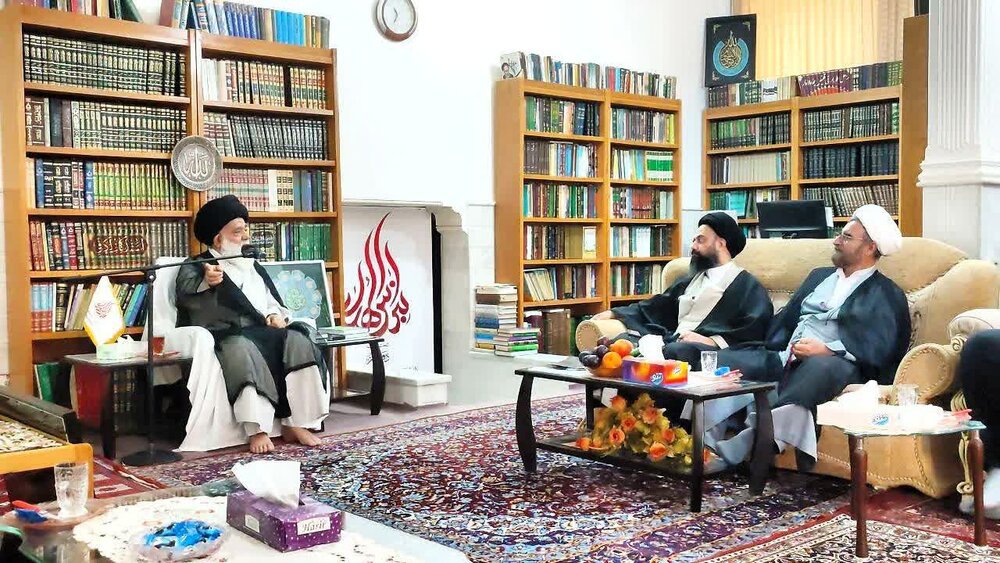 پیشرفت در جهان اسلام نیازمند شناخت شرایط سیاسی علمای مناطق است