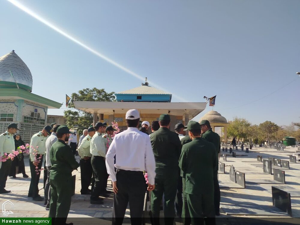 مراسم غبارروبی و عطرافشانی مزار شهدای شهرستان بهار به مناسبت هفته فراجا