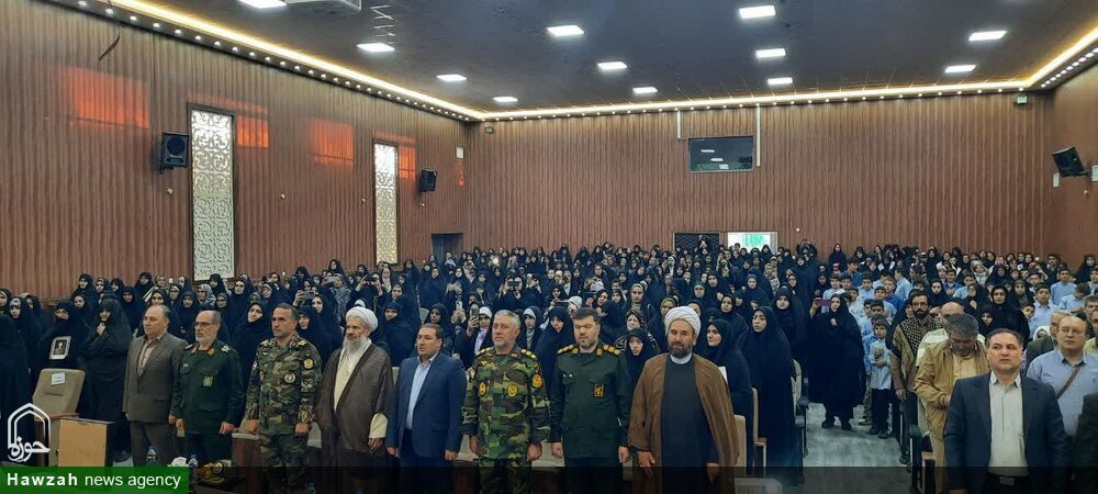 مادران شهدا، الگوی زینب‌گونه‌های عصر حاضر هستند