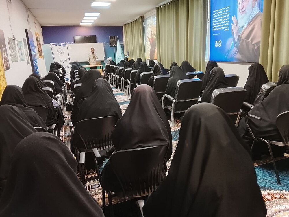 نشست بانوان مسجد محور استان تهران برگزار شد