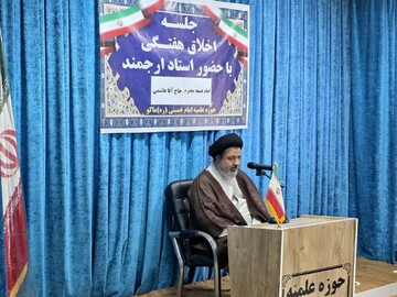 تصاویر/ درس اخلاق طلاب مدرسه علمیه امام خمینی رحمت الله علیه ماکو