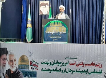 راه حل مقابله با تحریم ها، فرمانبری از رهبری معظم در اجرای اقتصاد مقاومتی است