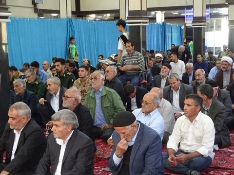 تصاویر/ آیین عبادی سیاسی نماز جمعه چهاربرج