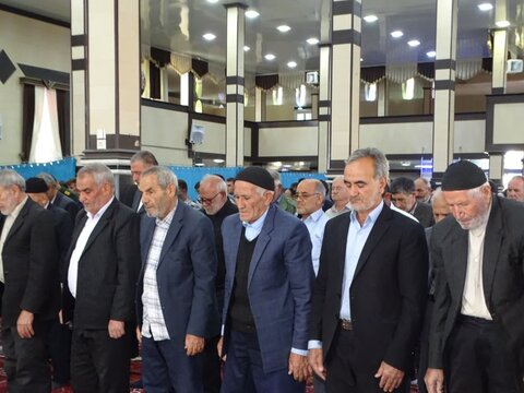 تصاویر/ آیین عبادی سیاسی نماز جمعه چهاربرج