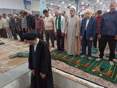 تصاویر/ نمازعبدی سیاسی جمعه کاشان
