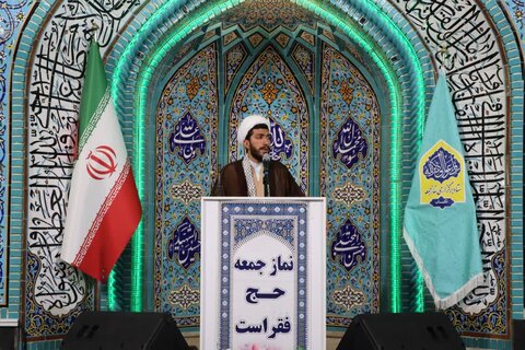 تصاویر/ اقامه نماز جمعه شهرستان تکاب