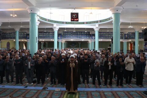 تصاویر/ اقامه نماز جمعه شهرستان تکاب