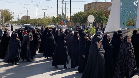 تصاویر/ اقامه نماز جمعه و راهپیمایی بشارت نصر شهر اختیارآباد