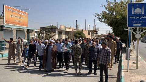 تصاویر/ اقامه نماز جمعه و راهپیمایی بشارت نصر شهر اختیارآباد