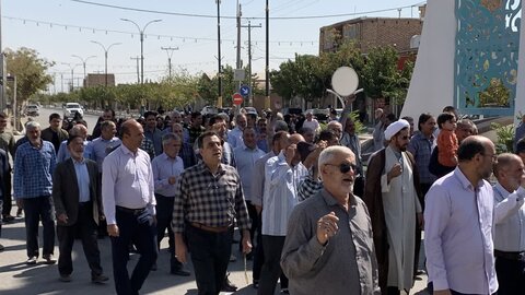 تصاویر/ اقامه نماز جمعه و راهپیمایی بشارت نصر شهر اختیارآباد