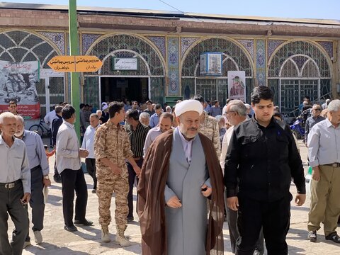 تصاویر/ اقامه نماز جمعه و راهپیمایی بشارت نصر شهر اختیارآباد