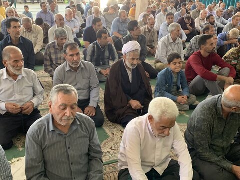 تصاویر/ اقامه نماز جمعه و راهپیمایی بشارت نصر شهر اختیارآباد