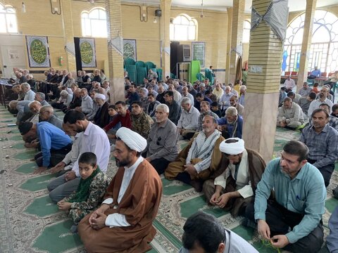 تصاویر/ اقامه نماز جمعه و راهپیمایی بشارت نصر شهر اختیارآباد