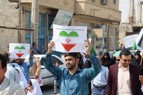 تصاویر/ راهپیمایی بشارت نصر در بندر دیّر