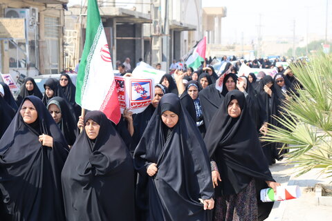تصاویر/ راهپیمایی بشارت نصر در بندر دیّر