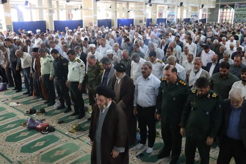 تصاویر اقامه نماز جمعه خرم آباد